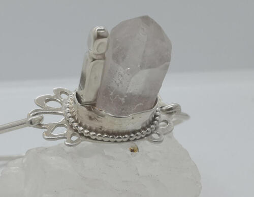 ”Ascendent” , bergkristallspetsen, silver. 1450:- SEK